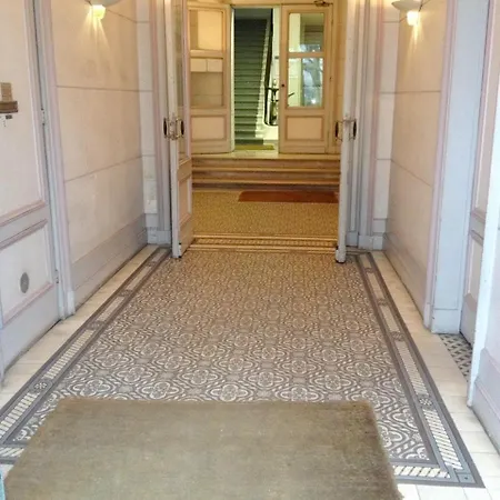 élégance Et Luxe Au Cœur De Bordeaux-quinconces Bordeaux