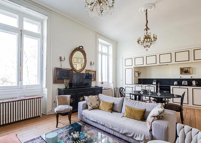 Elegance Et Luxe Au Coeur De Bordeaux-quinconces Bordeaux