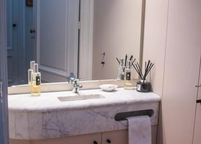 Elegance Et Luxe Au Coeur De Bordeaux-quinconces Apartmán *