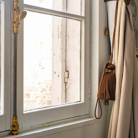 Elegance Et Luxe Au Coeur De Bordeaux-quinconces Appartement *